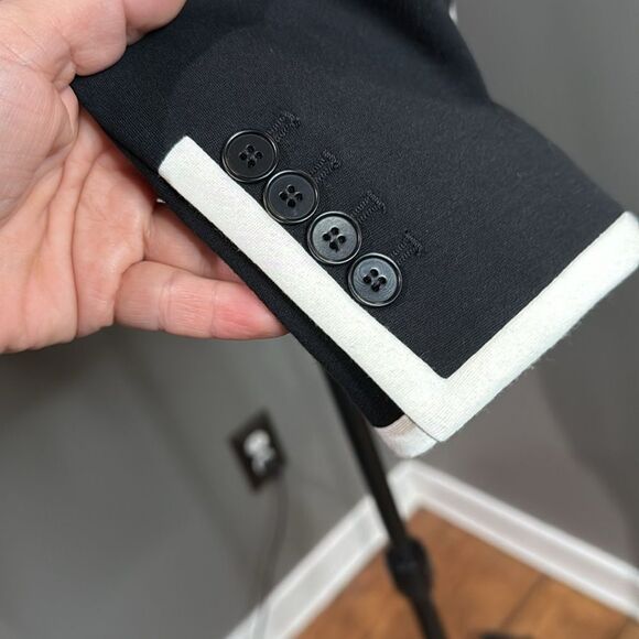 Talbots Black Blazer Jacket Cream Contrast Trim petites - Picture 5 of 10